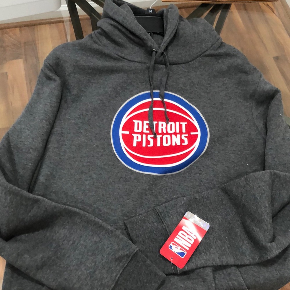 NWT NBA Detroit Pistons Hoodie